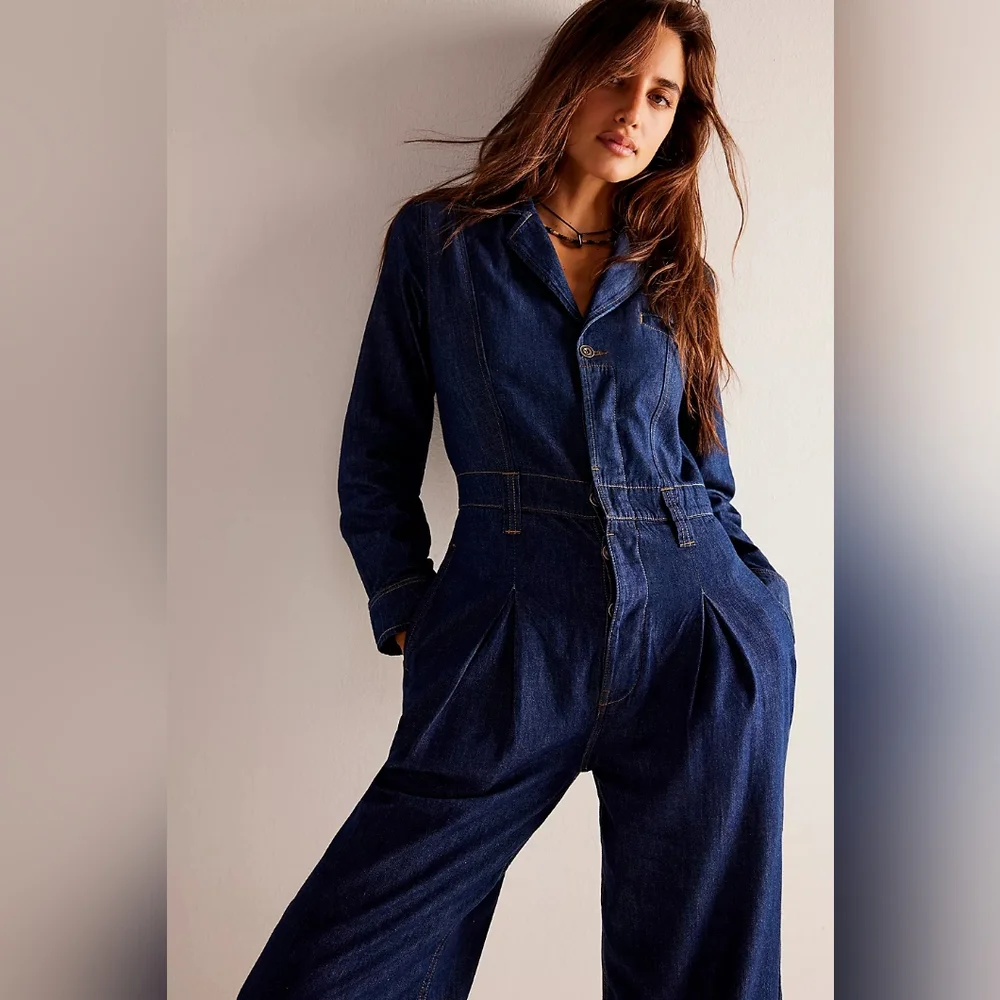 NWT We the Free Franklin Tailored one piece in Rinse 100% cotton!